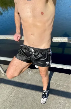 OnlyFans cuenta smellynylonpvc header 2