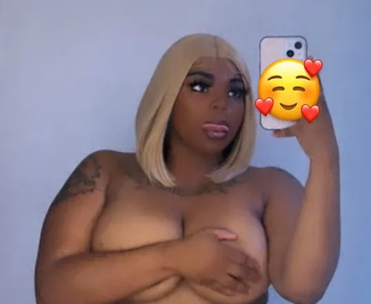 OnlyFans cuenta watchme.playy header 2