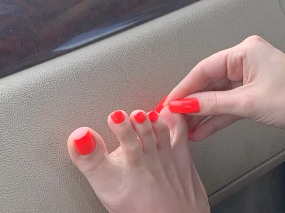 OnlyFans cuenta fleekfeetfetish header 2