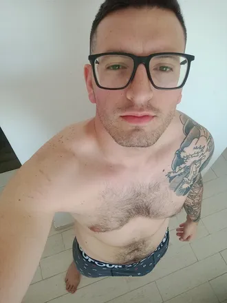 OnlyFans account  onlychiqi avatar 1