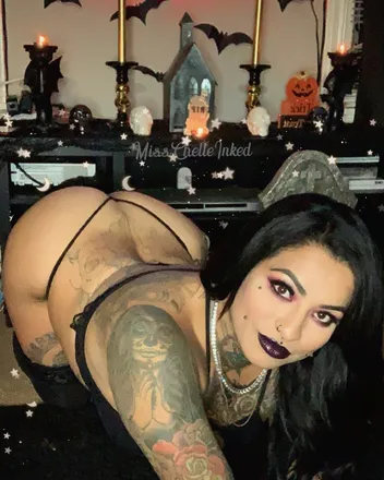 OnlyFans cuenta misschelleinked header 2