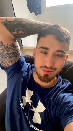 OnlyFans account  agusch header 2