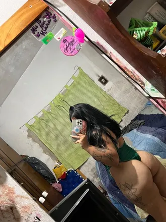 OnlyFans cuenta juliaestefania header 2