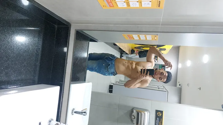 OnlyFans cuenta yisu12 header 2