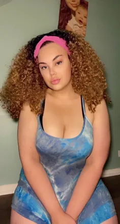 OnlyFans cuenta xobuttercup23 header 2