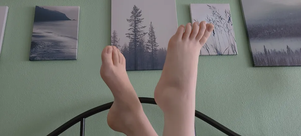 OnlyFans cuenta barefootaffair header 2