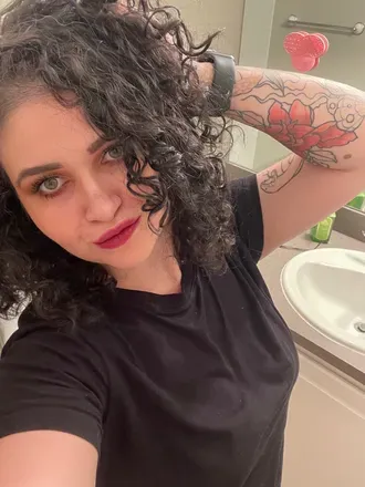 OnlyFans cuenta marieshoneyhive avatar 1
