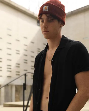 OnlyFans cuenta parker_james header 2