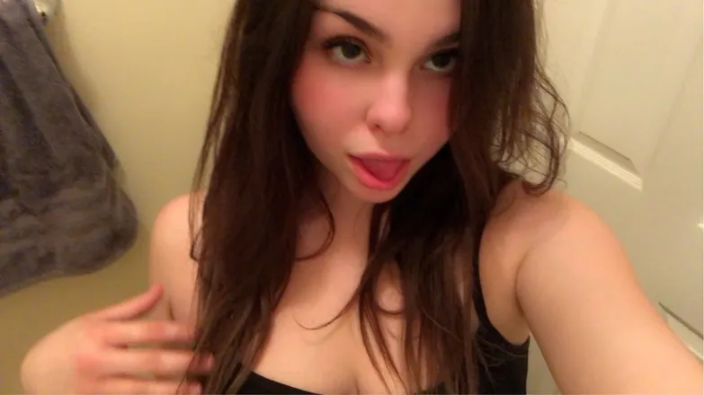 OnlyFans cuenta xoxo_lea header 2