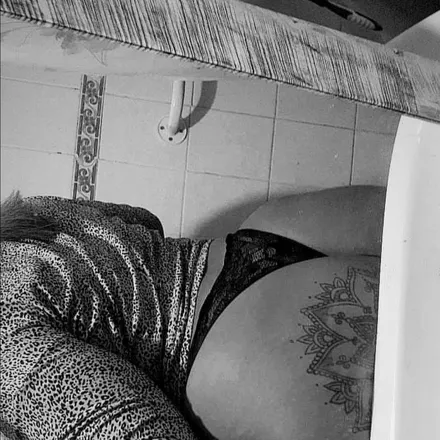 OnlyFans cuenta sshxxxypi header 2