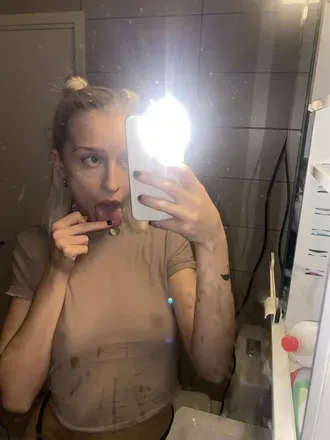 OnlyFans cuenta baby_mila avatar 1