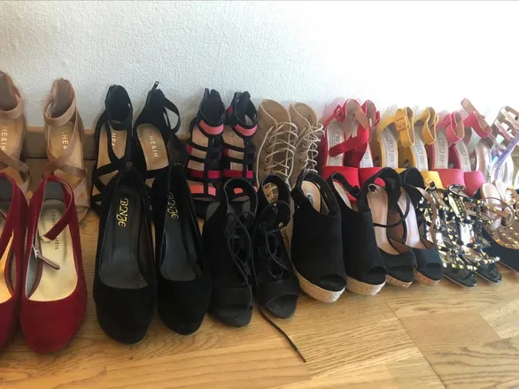 OnlyFans cuenta aznfeetpetite header 2