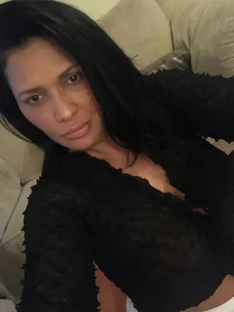 OnlyFans cuenta devon_bi_couple avatar 1