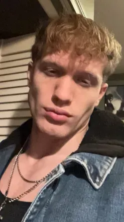 OnlyFans account  thatz.raph avatar 1