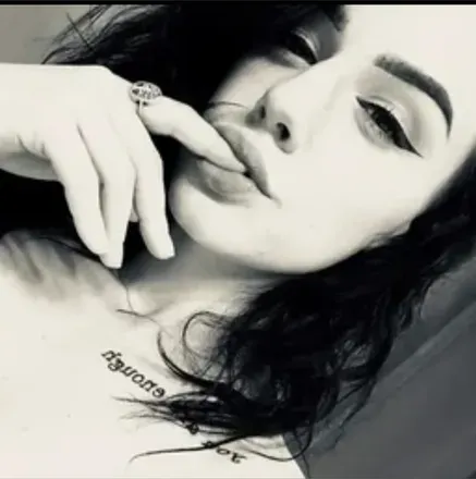 OnlyFans cuenta eyehearthotmoms avatar 1