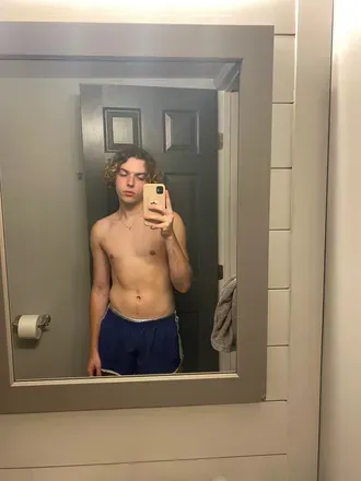 OnlyFans account  b0tt0m5up avatar 1