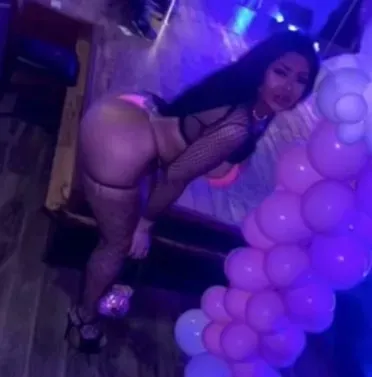 OnlyFans account  dancer_kardashian avatar 1