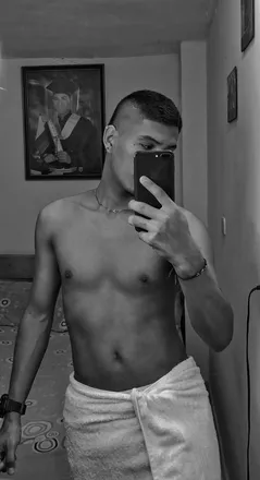 OnlyFans cuenta cdavid10_ header 2