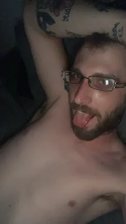 OnlyFans cuenta daddysneakysnek header 2