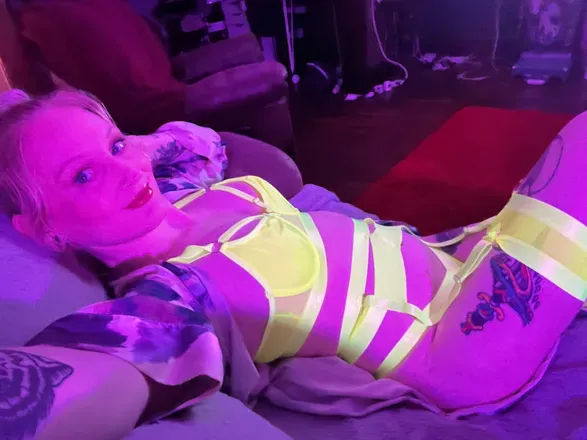 OnlyFans cuenta tsnaomixxx header 2