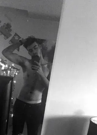 OnlyFans cuenta johnnii avatar 1