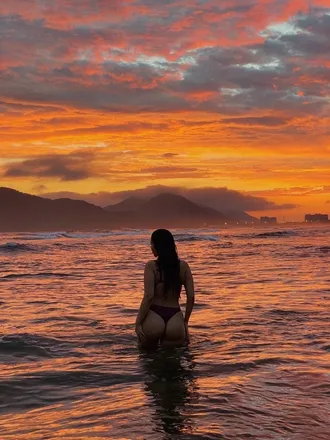 OnlyFans cuenta sexylexieee_98 header 2