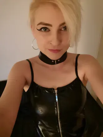OnlyFans cuenta lola_rouge avatar 1