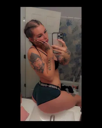 OnlyFans cuenta caressbycoco avatar 1