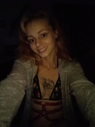 OnlyFans cuenta goddessofyourfantasies header 2