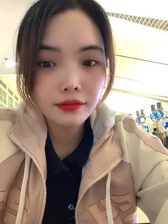 OnlyFans account  mai-thoa header 2