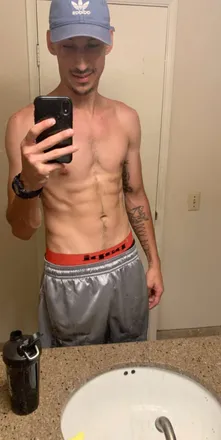 OnlyFans account  sm1l3y2020 header 2