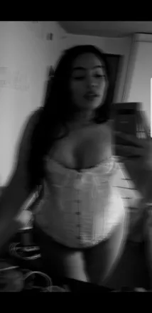 OnlyFans account  honeysofiaa header 2