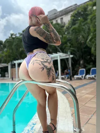 OnlyFans cuenta lina_lu01 header 2