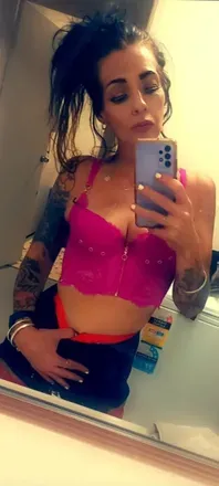 OnlyFans account  stephiegc avatar 1