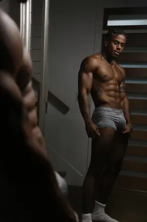 OnlyFans cuenta prettyskinboi header 2