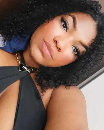 OnlyFans cuenta vickamor avatar 1