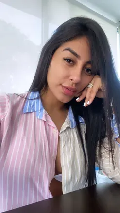 OnlyFans cuenta alejamartinezk avatar 1