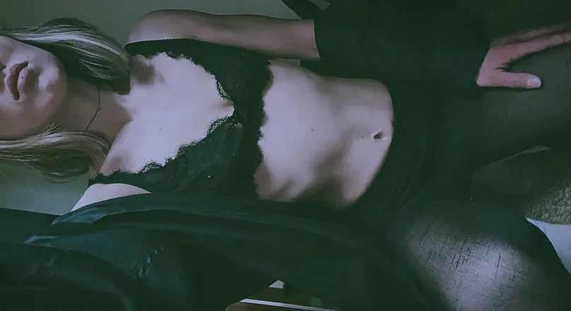 OnlyFans cuenta disoriental header 2
