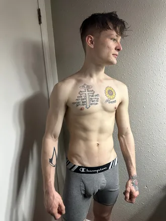 OnlyFans cuenta gothplaybo1 header 2