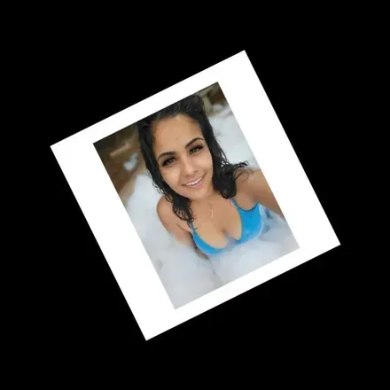OnlyFans cuenta mariannakhan header 2