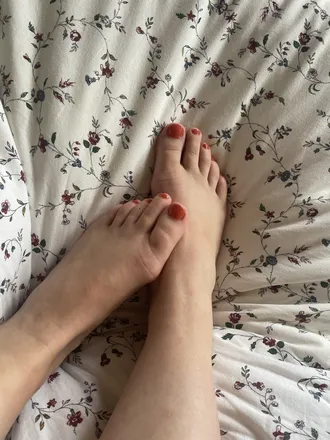 OnlyFans cuenta feet.giirl98 header 2
