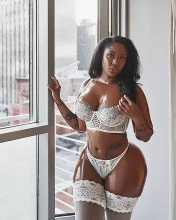 OnlyFans cuenta charlottelavishvip avatar 1