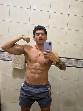 OnlyFans cuenta sschenini avatar 1