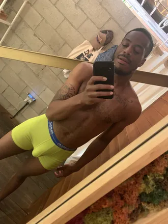 OnlyFans cuenta hotanhung header 2