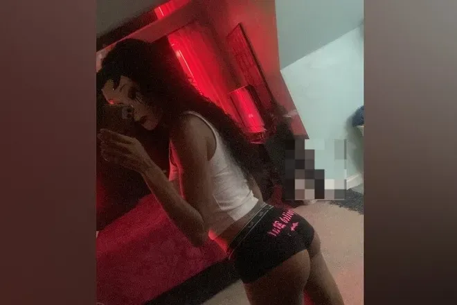 OnlyFans cuenta daniibandz header 2