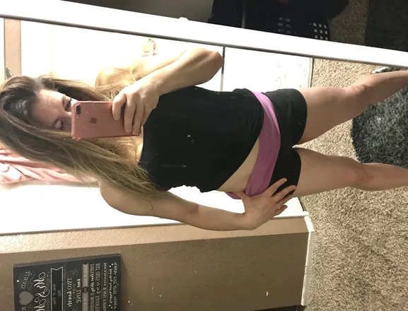 OnlyFans cuenta nikkisweet2 header 2