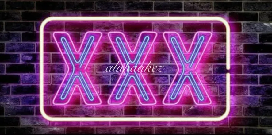 OnlyFans cuenta aliikaakez header 2