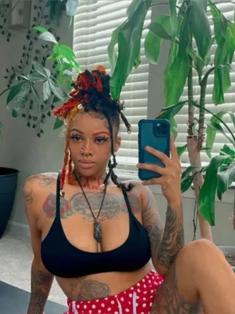 OnlyFans account  hurricane_tori avatar 1