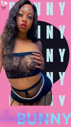 OnlyFans cuenta seductivebunnyvip header 2