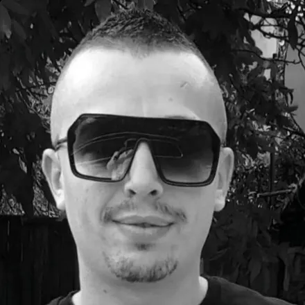 OnlyFans cuenta silviu777 header 2